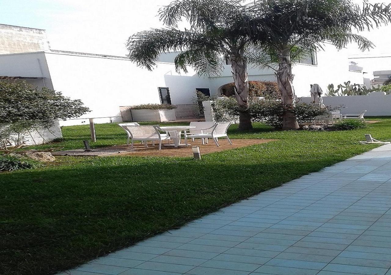 Monolocali Residence Petraroli By Salentolimit Porto Cesareo Exterior foto